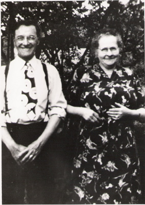 Grandpap and Grandma Heacox